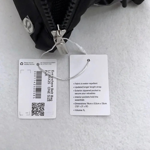 Lululemon NWT Black Everywhere Belt Bag Unisex Adult OS - Picture 10 of 14